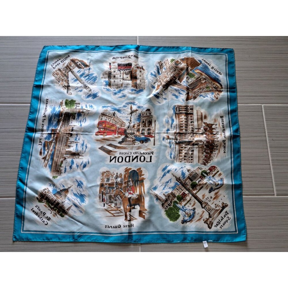 Vintage 1970's London Souvenir Silk Scarf Featuring Iconic Landmarks & Scenes Bl - Picture 9 of 9
